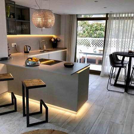 Luxury Apartment In La Isla, Walking Distance To Puerto Banus Marbella Exterior foto
