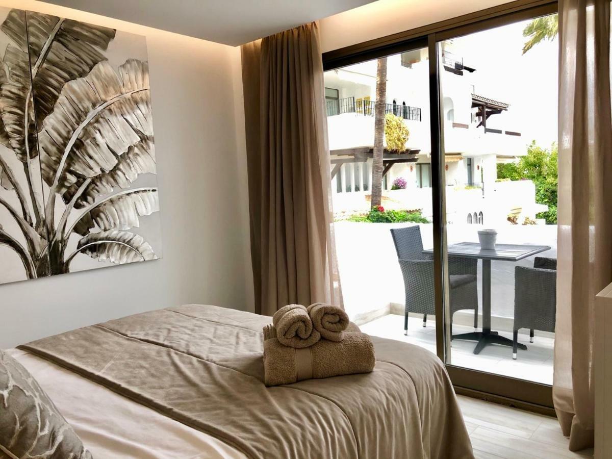 Luxury Apartment In La Isla, Walking Distance To Puerto Banus Marbella Exterior foto