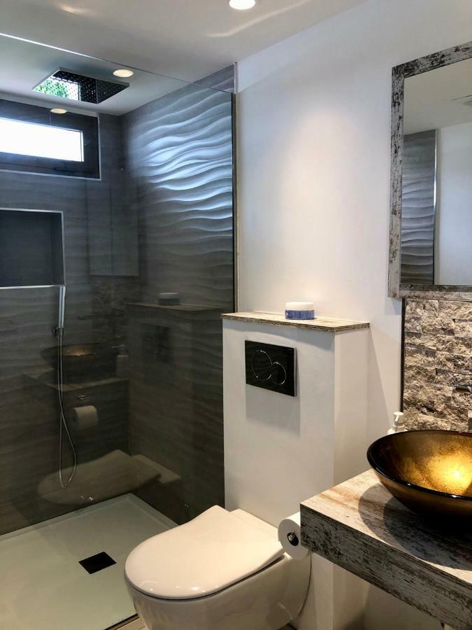 Luxury Apartment In La Isla, Walking Distance To Puerto Banus Marbella Exterior foto